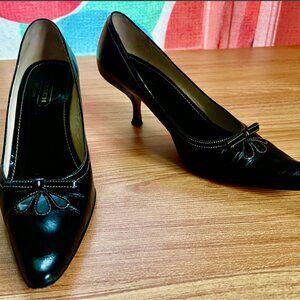 Coach Lynda Pointed Toe Bow Heels Black 7 Vintage Made in Italy